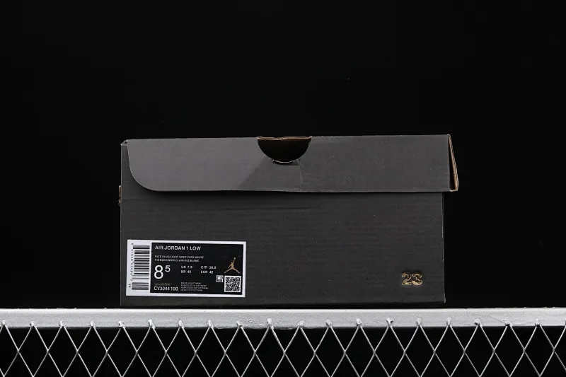 All categories Air Jordan Jordan series basketball shoes Air Jordan 1 Mid Air Jordan 1 Mid AJ1 Joe 1 Khaki Milan light gray beige stitching milky white mid-top CV3044-100